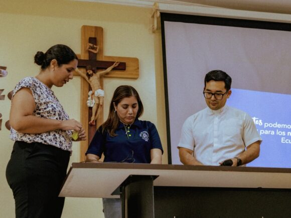 RED y la Junta de beneficencia de Guayaquil